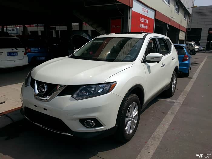 欣赏下象牙白2.0新奇骏!