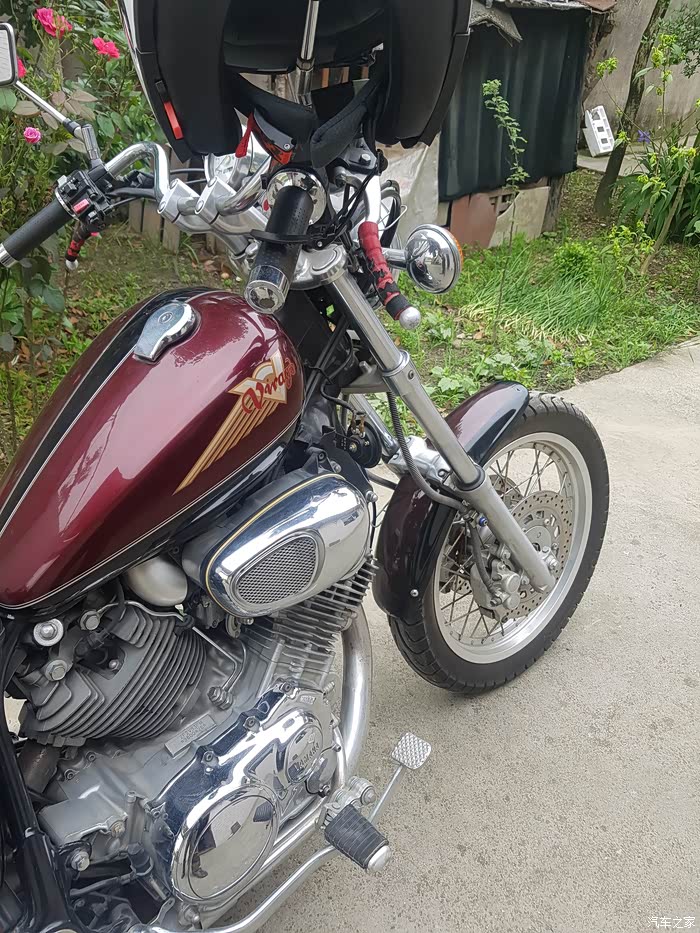 老款雅马哈悍妇750改的