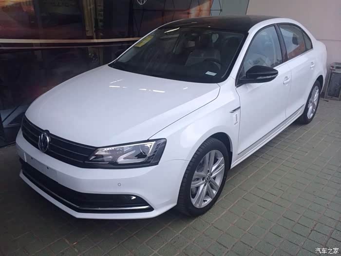 求速腾车贴黑顶的图片