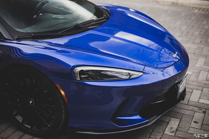迈凯伦gt极光蓝