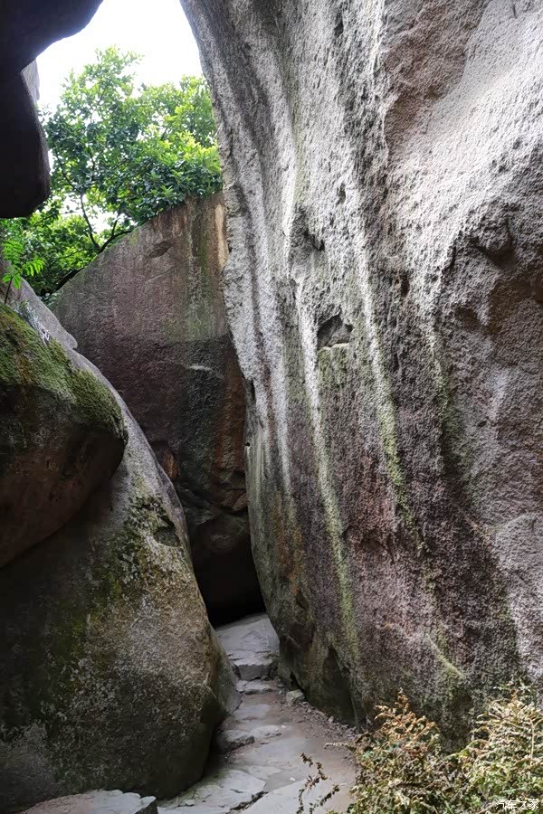 10月游漳州云洞岩