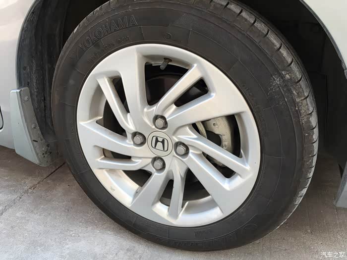 新飞度185 60 15轮胎值多少钱