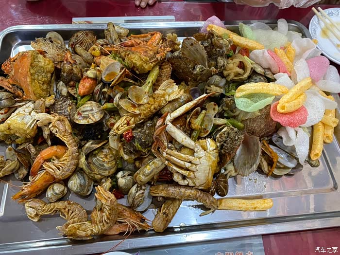 来北戴河,当然要吃海鲜啦🦞