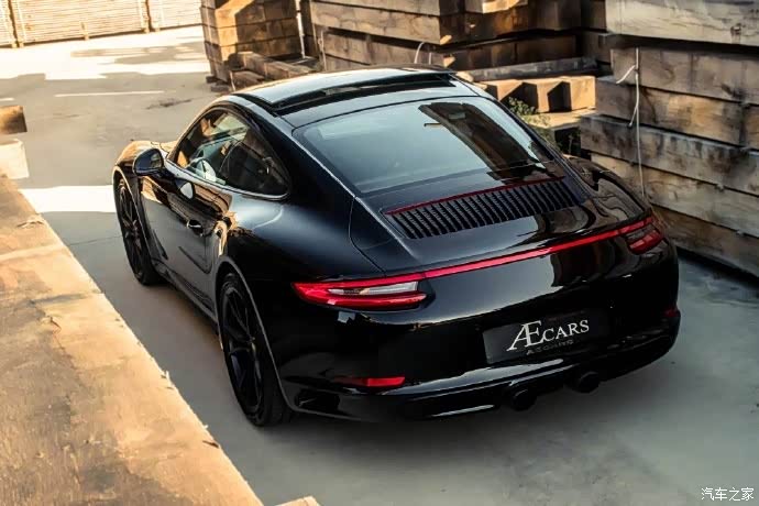 保时捷9912turbo车系作为一款经典之作