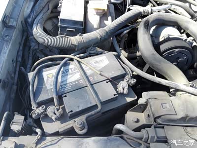 我身边的经典老车第1辆---小切诺基