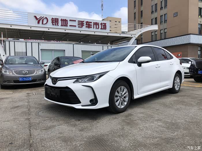 2020卡罗拉1.2t精英版