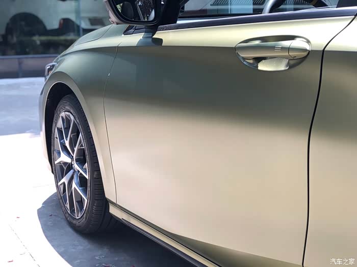 哑光绿实在太酷了一秒爱上