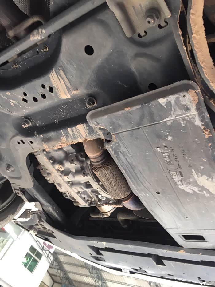 【图】小四开烂路,底盘低托底了_雪铁龙c4l论坛_汽车之家论坛