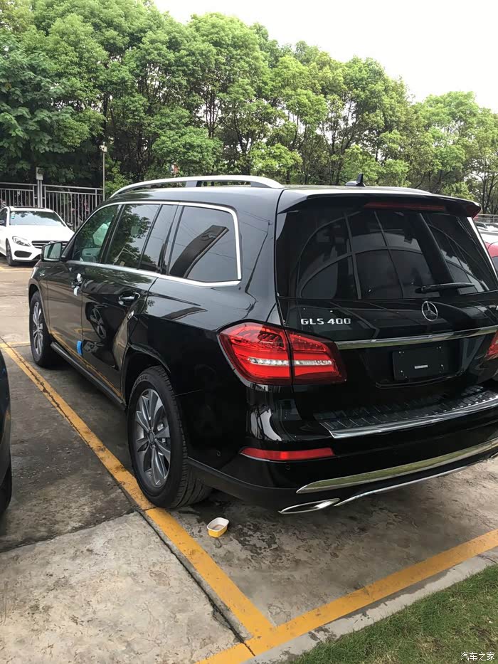 奔驰gls400动感提车