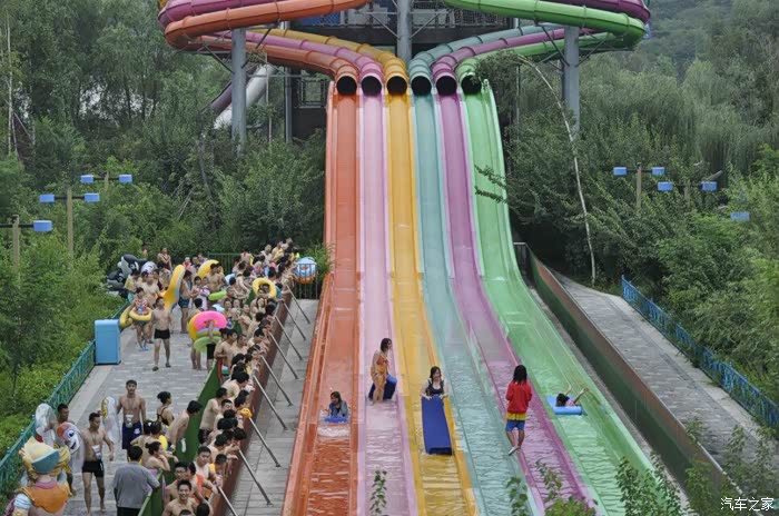 盛夏季节带着家人自驾抚顺乐高乐水上乐园