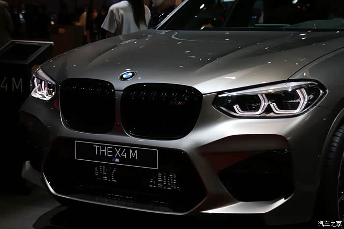 2021上海车展实拍宝马x4m