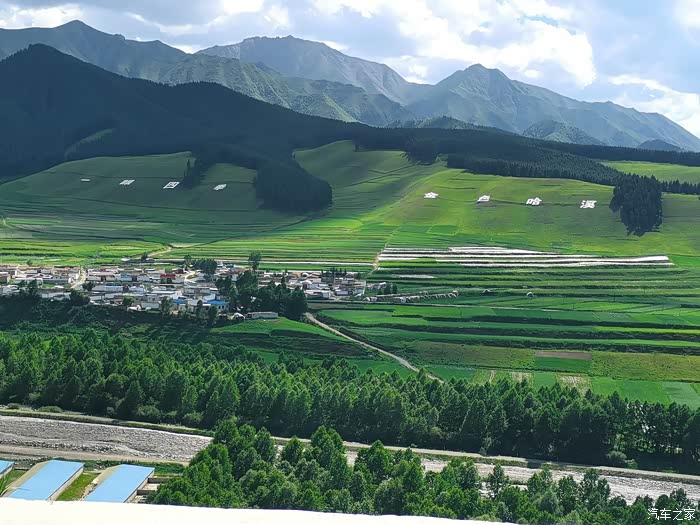 初夏小游天祝哈溪