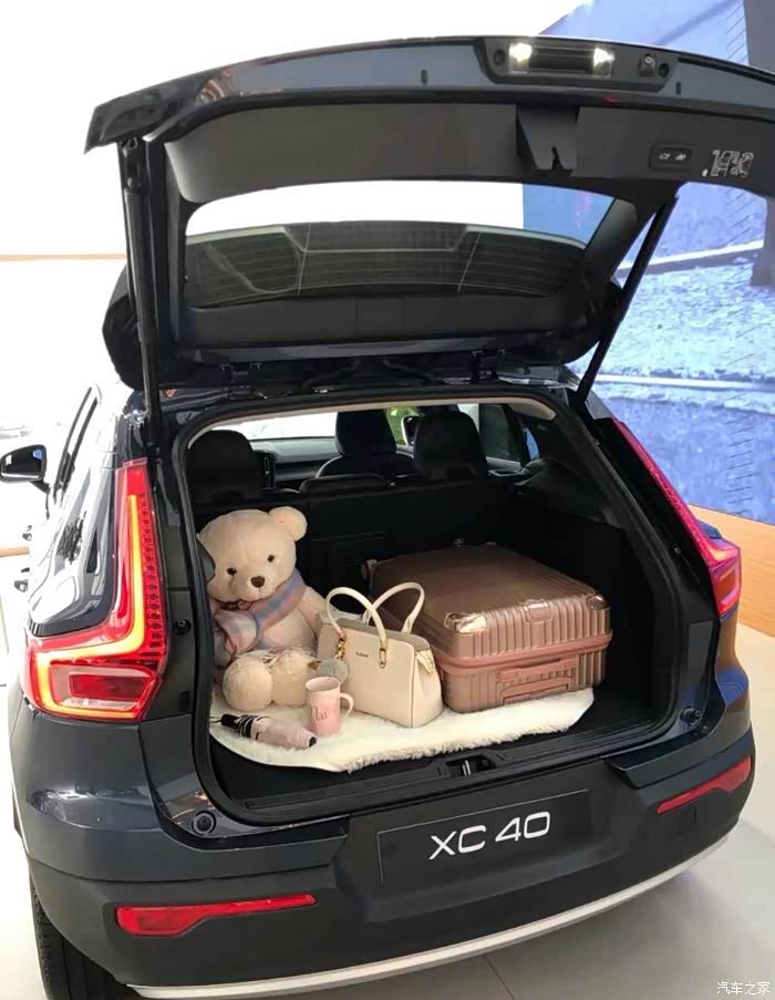 【图】沃尔沃xc40,后备箱真的很大_沃尔沃xc40论坛_汽车之家论坛