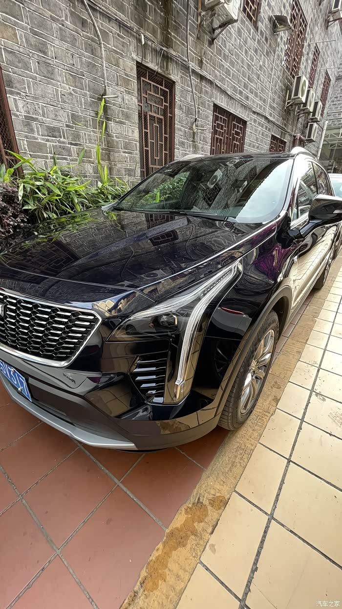 【图】xt4黛蓝首秀.灯大灯小灯会变._凯迪拉克xt4论坛_汽车之家论坛