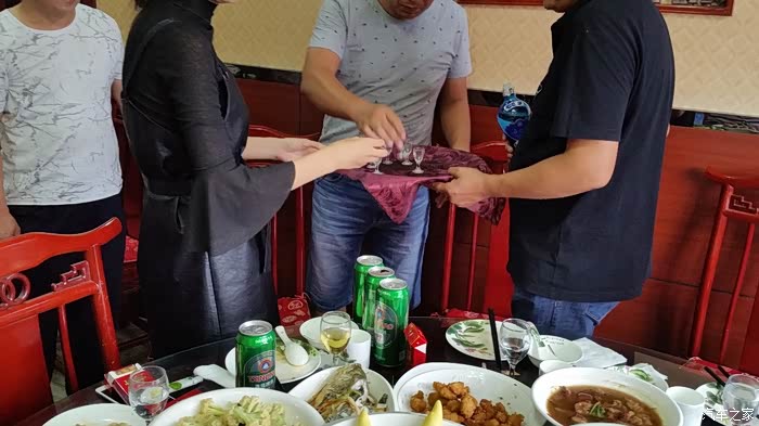 银冠带我去赴宴曹县特色风俗小吃记