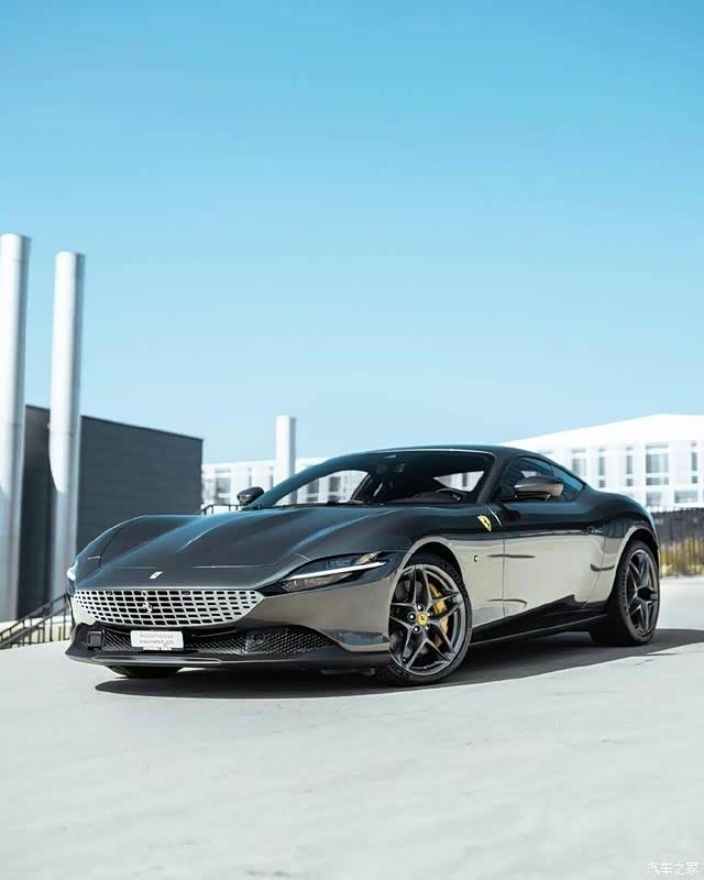 气场营造得很足法拉利roma堪称法拉利最便宜超跑