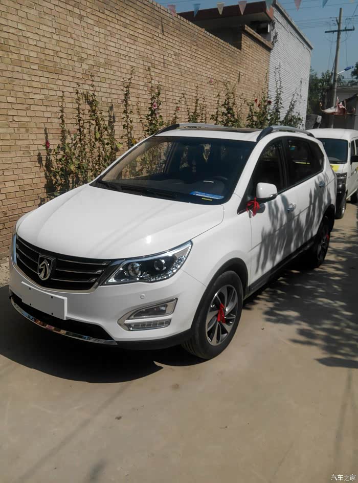 山西太原宝骏560豪华白提车装饰作业大量照片认证求精