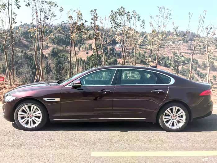 0t 豪华版,5w km,剧院红,求有缘人_捷豹xf/xfl论坛_汽车之家论坛