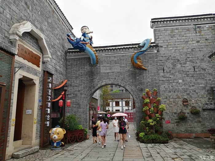 相聚中秋迎国庆携家人游江西赣鄱文化第一街