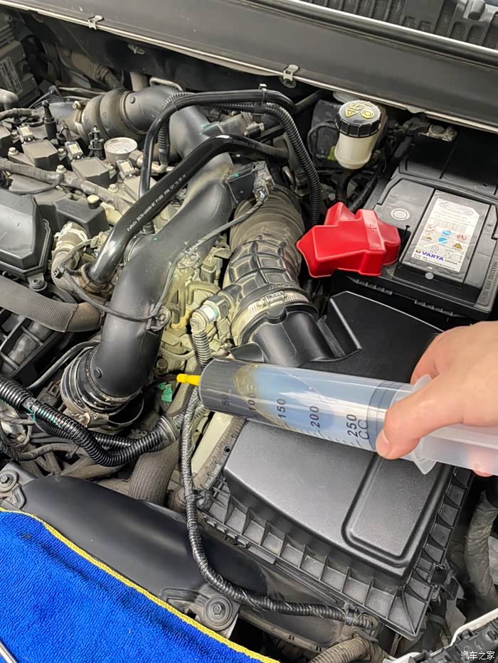 15t节气门抽机油作业