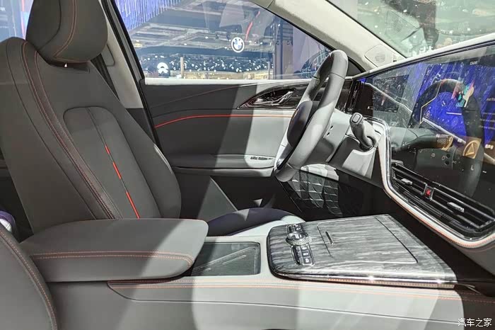 恒大汽车恒驰5的内饰