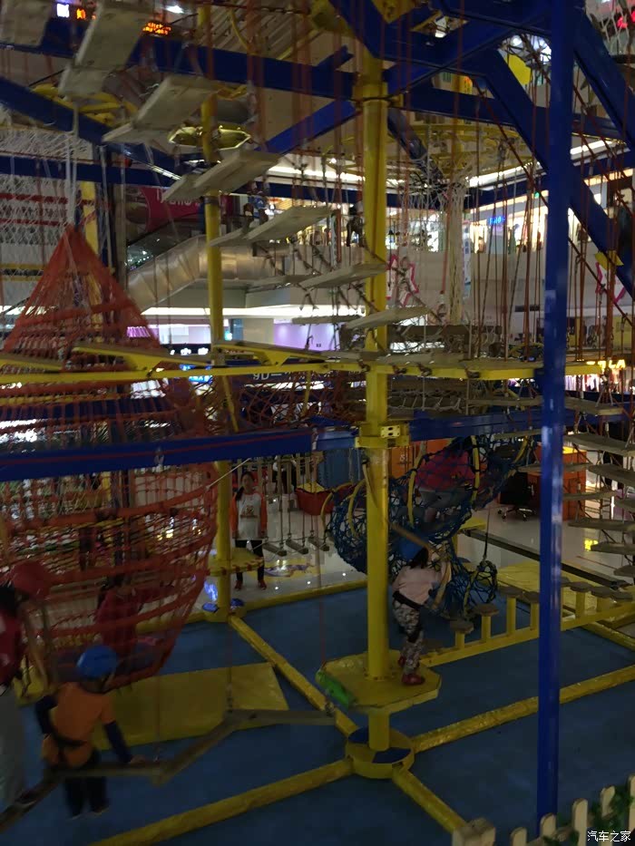 天冷,带小孩室内游乐园一游!