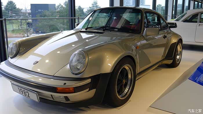 德国狼堡大众汽车城一日游