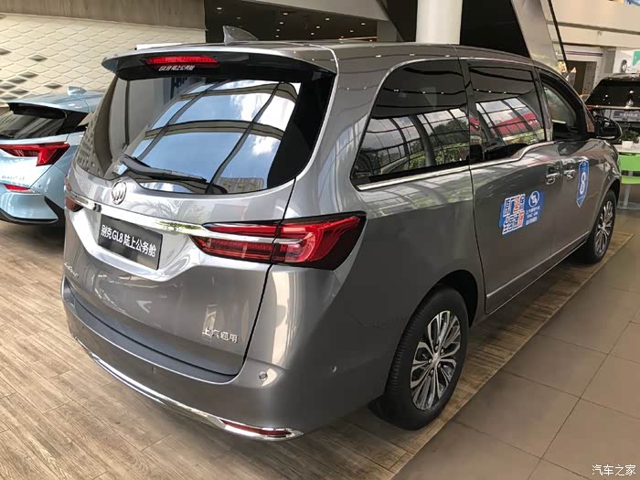 现在别克gl8分为652和653两个车型