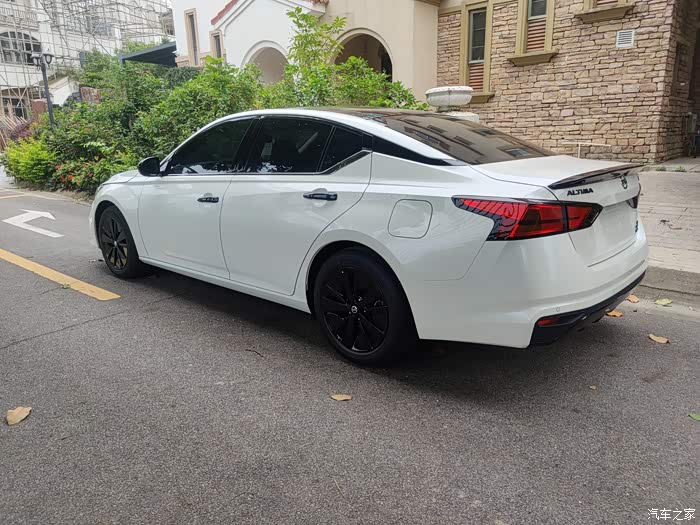 买了天籁白色魅影套装20t