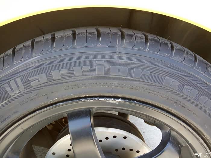 出4条全新的r30系列回力205/55/16的轮胎