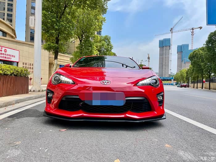 坐标湖南湘潭,出20.3月上牌自动豪华丰田86