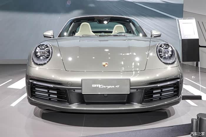 保时捷911 2020款 targa4 3.0t颜值爆表