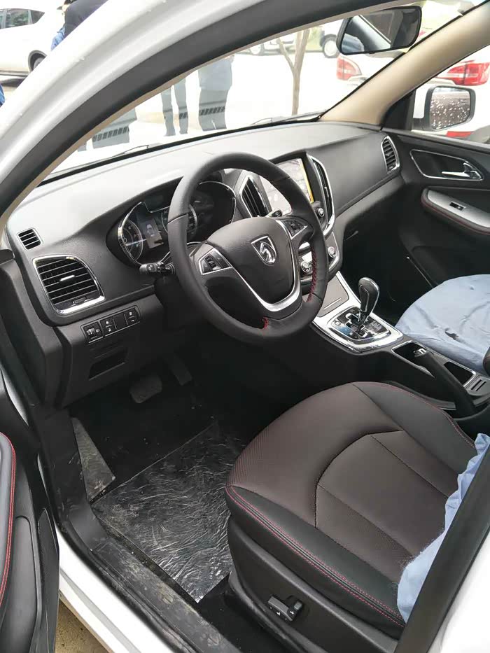 宝骏560智能手动挡提车记