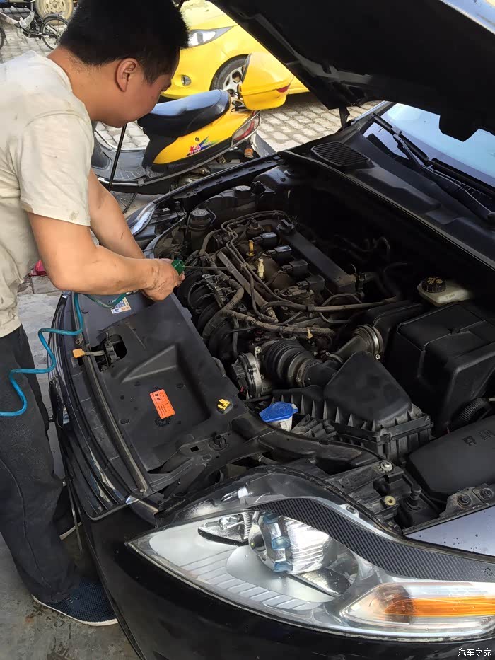 老致胜更换汽油滤芯