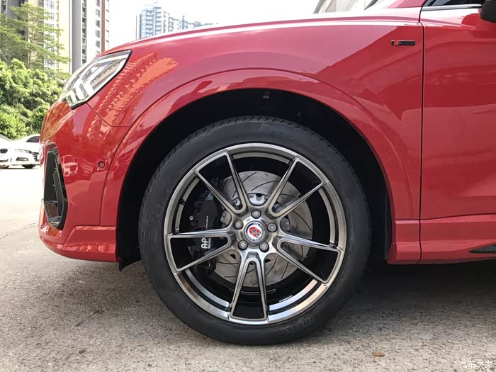 21款奥迪q3轮毂升级