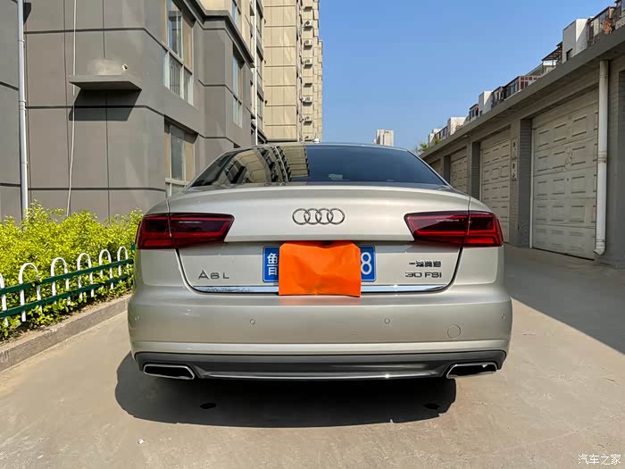 出自用17款奥迪a6l香槟金30fsi一辆