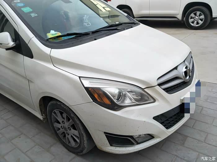 北汽e系列3厢绅宝e150