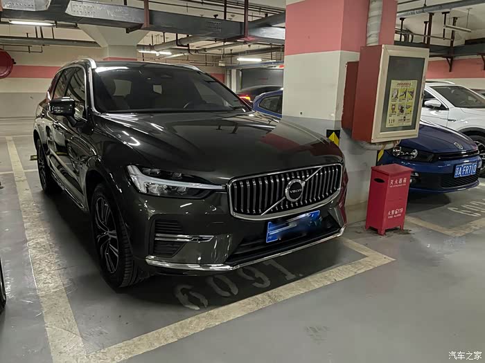喜提沃尔沃2022款xc60