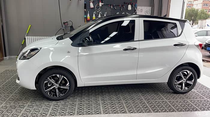 【图】奔奔398改装第一步,贴黑顶._奔奔e-star论坛_汽车之家论坛