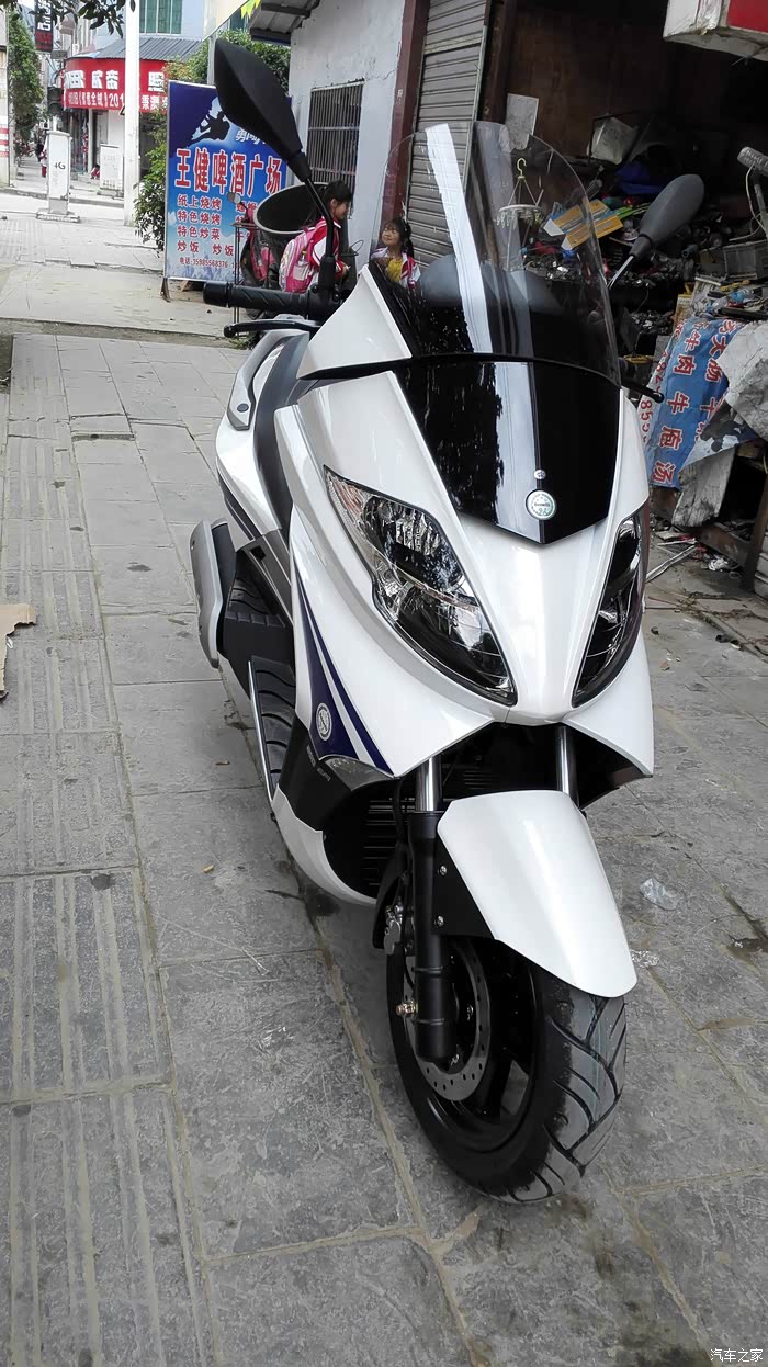 以旧换新购买16款贝纳利银刃250