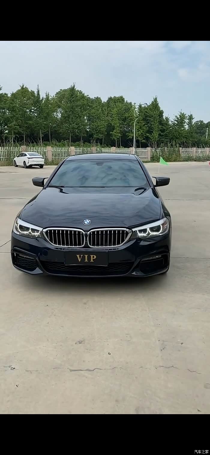 最大气的德系车 绝对不能错过宝马530,外观大气 线条俊朗,前脸威猛