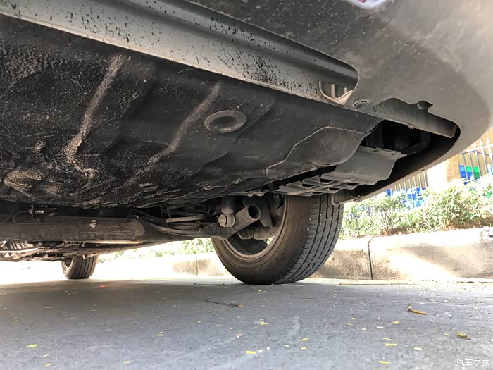 底盘看上去很结实.