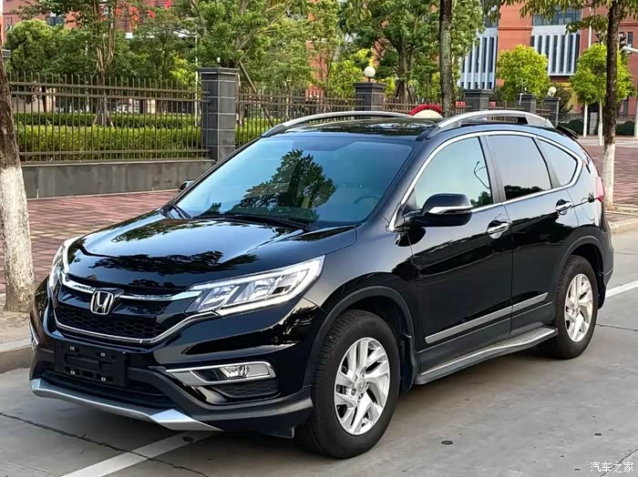 15年8月东风本田crv2.4l四驱豪华版,实表7万多公里