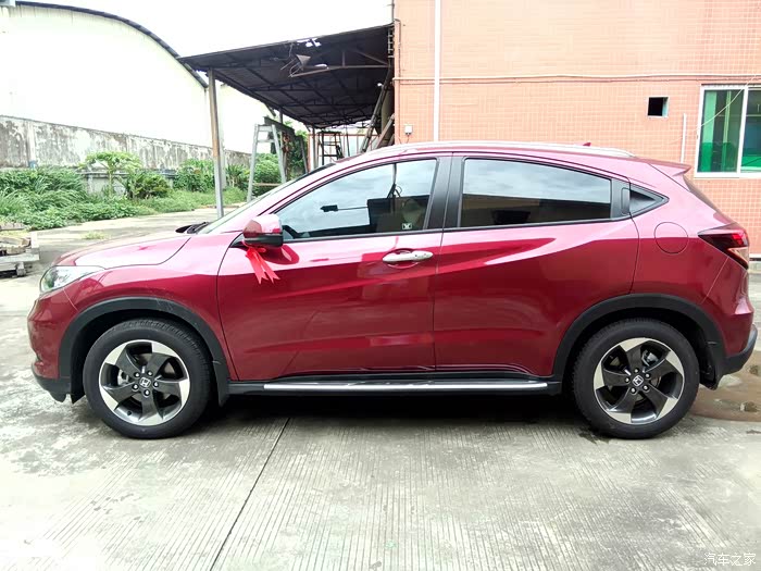 我的缤智红色自豪用车一个月交作业