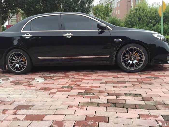 求黑色比亚迪l3改装效果图