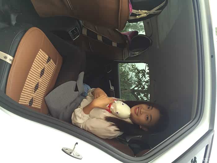 周末天气好带大老婆小老婆去逛公园,我是个浪漫的人!