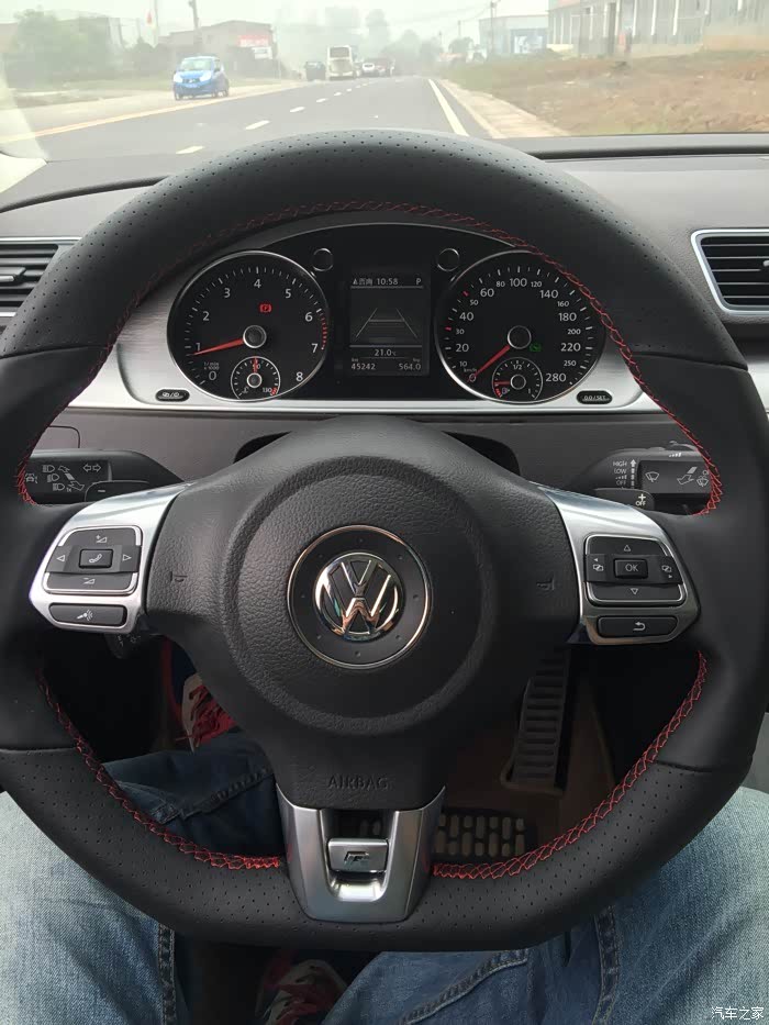 【图】rline方向盘上身,手感大于外观!_一汽-大众cc论坛_汽车之家论坛