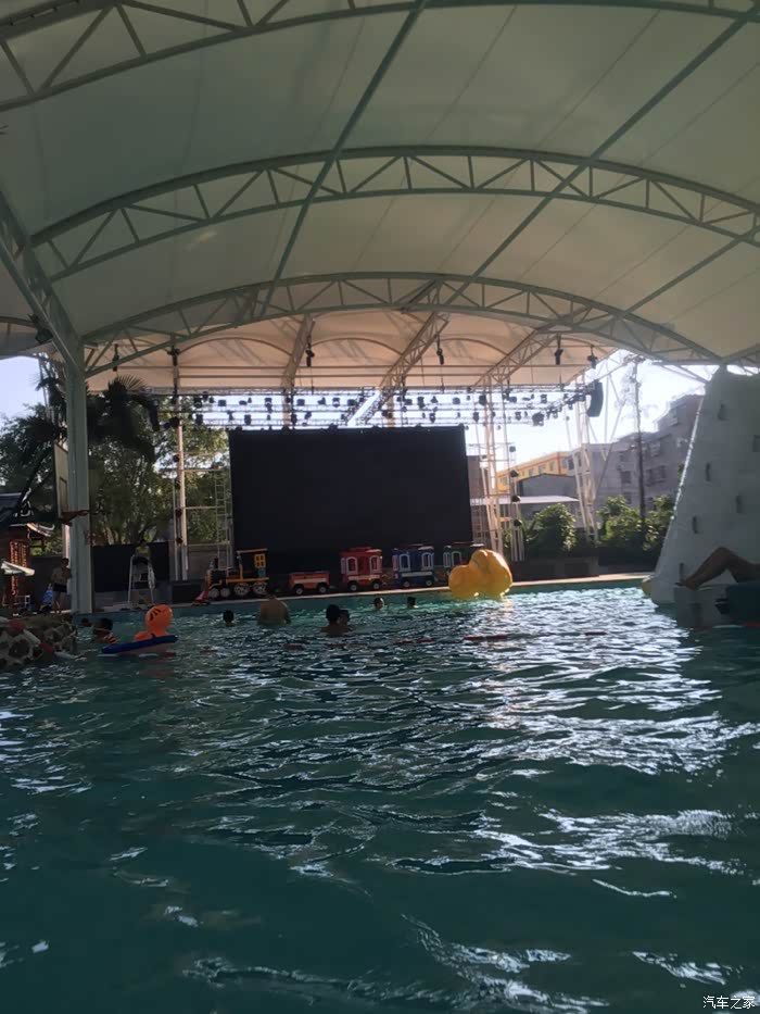 九曲湾水上乐园-防暑降温!