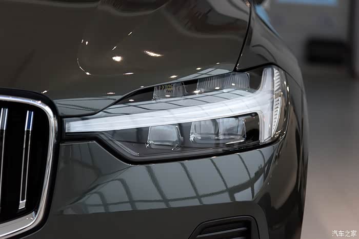 雷神之锤的大灯就是美观.