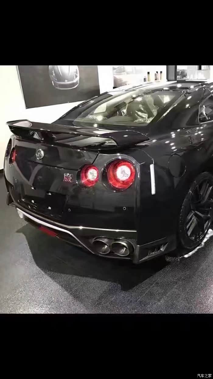 求2017款gtr 黑色 中规 现车!